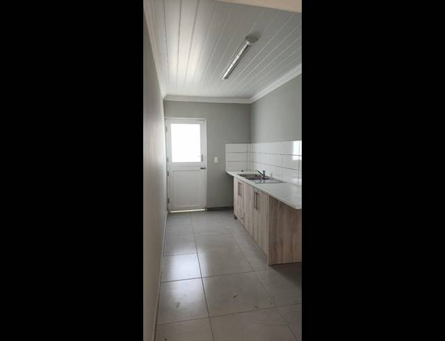 3 BEDROOM HOUSE FOR SALE IN ALBERTINIA